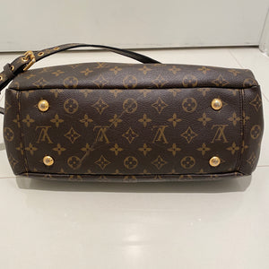 Louis Vuitton Pallas MM Monogram