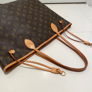 Louis Vuitton Neverfull MM Monogram