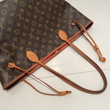 Load image into Gallery viewer, Louis Vuitton Neverfull MM Pivoine
