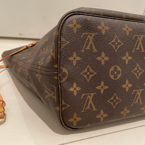 Louis Vuitton Neverfull MM Monogram