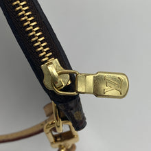 Load image into Gallery viewer, Louis Vuitton Neverfull Clutch Pochette Monogram
