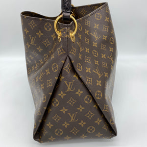 Louis Vuitton Artsy MM Monogram