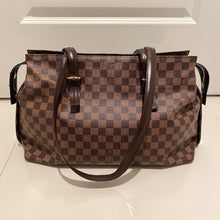 Load image into Gallery viewer, Louis Vuitton Chelsea Damier Ebene
