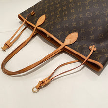 Load image into Gallery viewer, Louis Vuitton Neverfull MM Monogram
